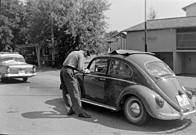 1962_08_VW am Zoll.JPG